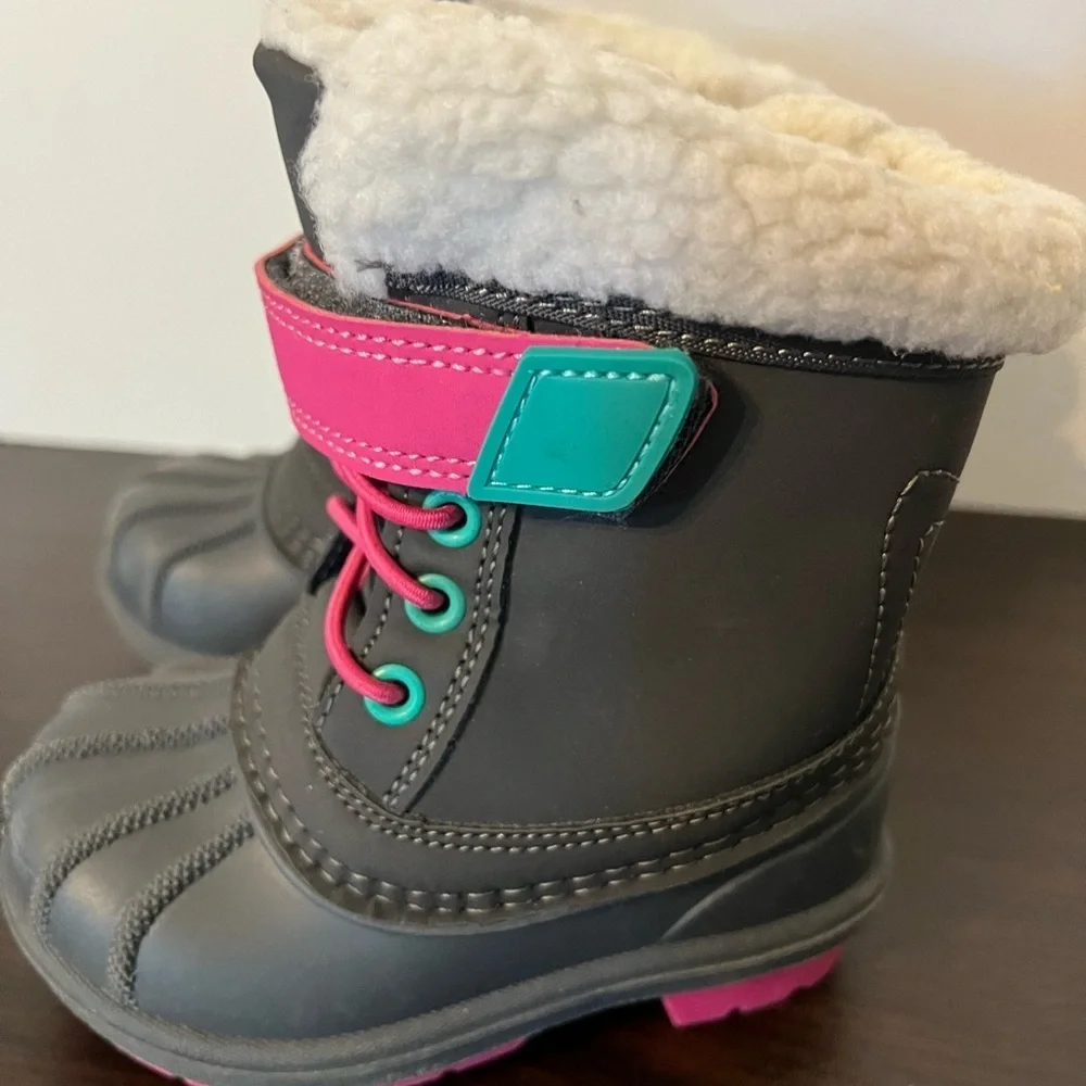 Cat & Jack Gray and Pink Rain & Snow Boots Waterproof